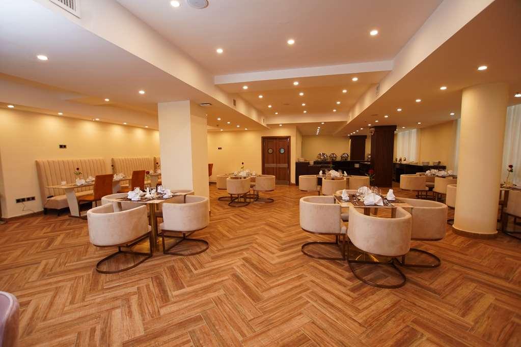 Best Western Premier Dynasty Addis Ababa Restaurant foto